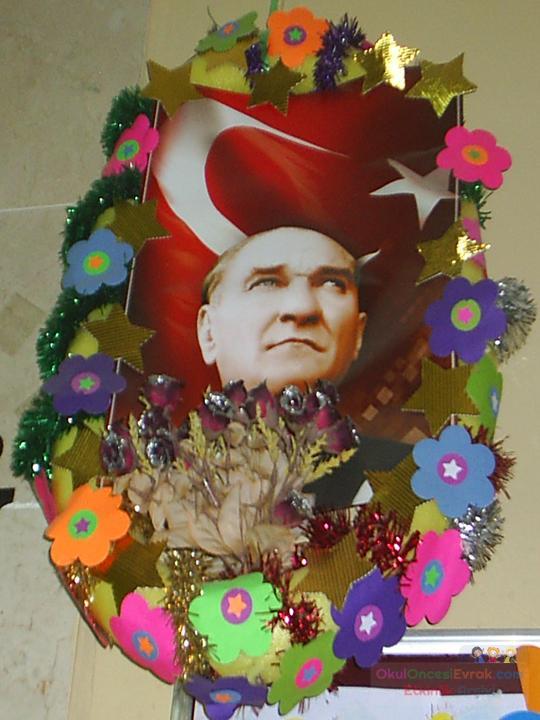 Atatürk Çelenğimiz.JPG