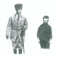 artık materyaller,yılbaşı,boyama çalişması,kağit işleri (1058)