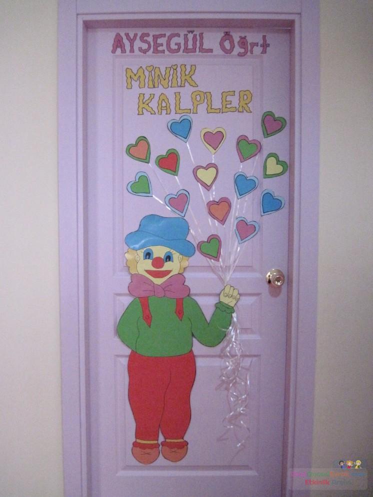 kagit işleri ,artık materyal ,sınıf süsü(964).JPG