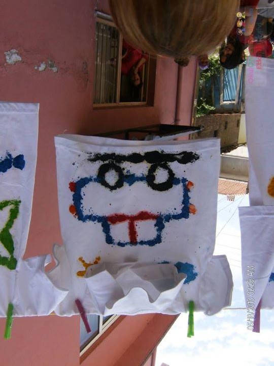 Kağıt katlama buruşturma, yuvarlama, sulu boya  (356)