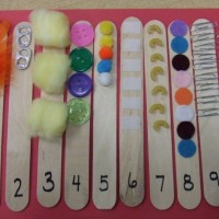 sanat etkınlığı ,boyama çalişması ,artık materyal (421)