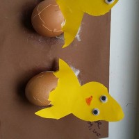 sanat etkınlığı ,boyama çalişması ,artık materyal (62)