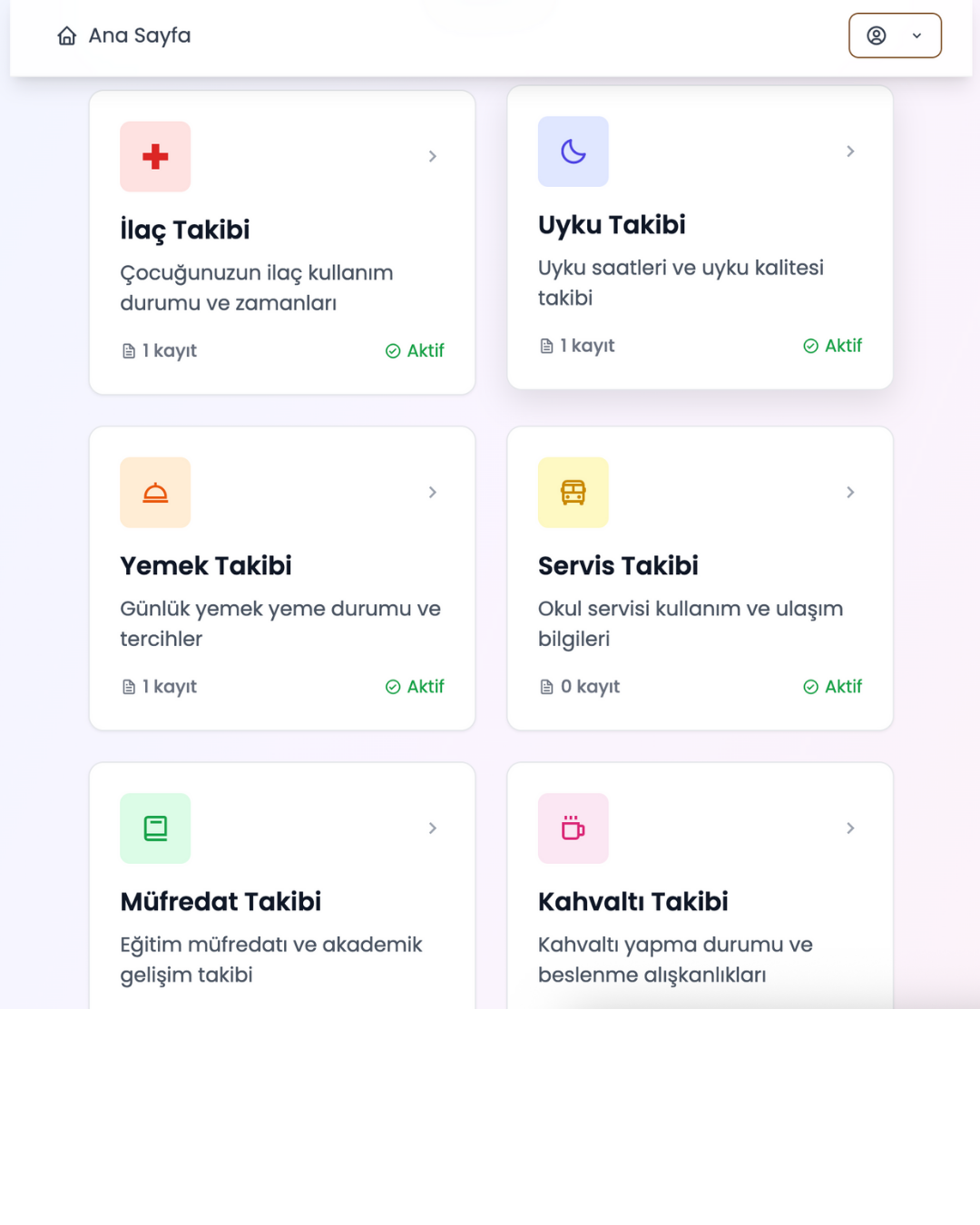 Veli ekranında günlük takip kayıt türleri ve kategori kartları